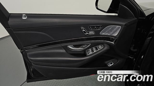 Mercedes-Benz S-Class 2018 — photo 14