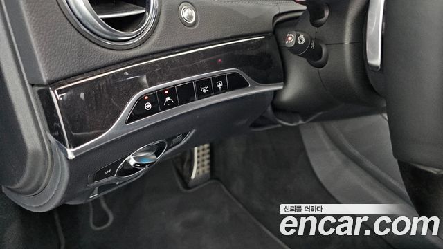 Mercedes-Benz S-Class 2018 — photo 27