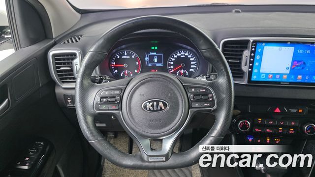 Kia Sportage 2017 — photo 13