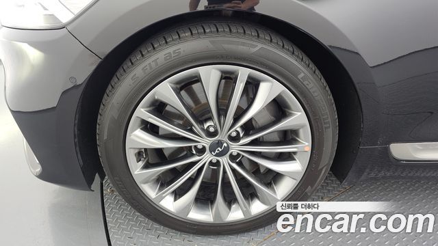 Kia K9 2023 — photo 5
