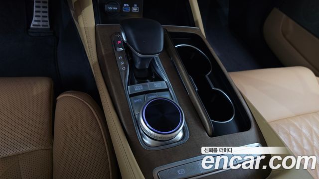 Kia K9 2023 — photo 9