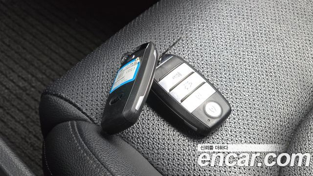 Kia K5 2016 — photo 22