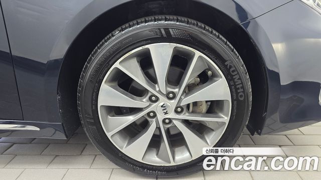 Kia K5 2016 — photo 7