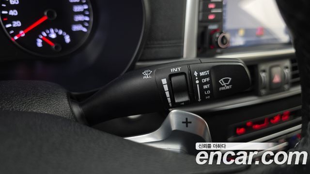 Kia K5 2016 — photo 27