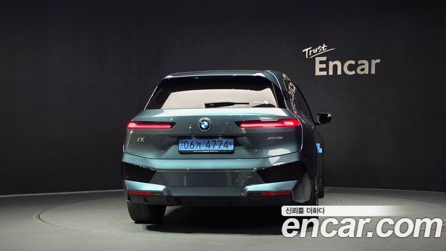 BMW iX 2023 — photo 4