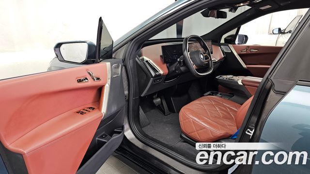 BMW iX 2023 — photo 13