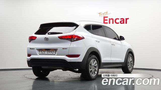 Hyundai Tucson 2016 — photo 2