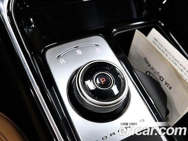 Kia Sorento 2021 — photo 8