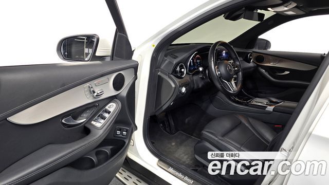 Mercedes-Benz GLC-Class 2021 — photo 13