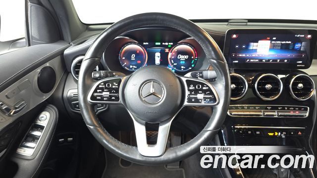 Mercedes-Benz GLC-Class 2021 — photo 19