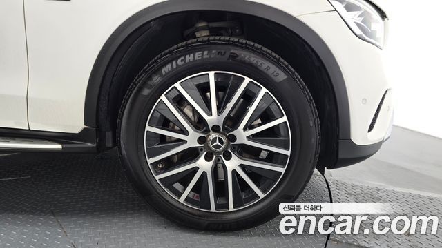 Mercedes-Benz GLC-Class 2021 — photo 7