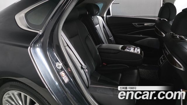 Kia K9 2019 — photo 17