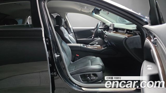 Kia K9 2019 — photo 16