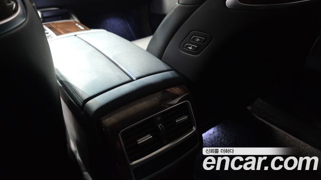 Kia K9 2019 — photo 27