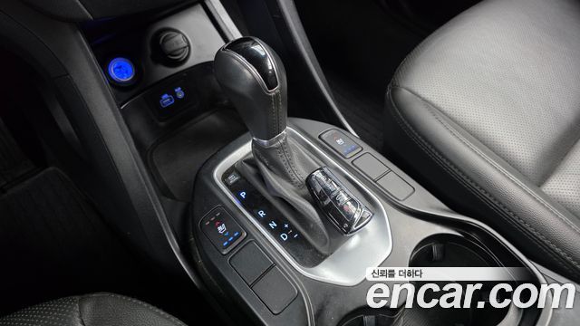 Hyundai Santafe 2017 — photo 9