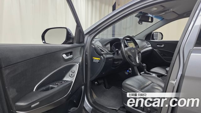 Hyundai Santafe 2017 — photo 10