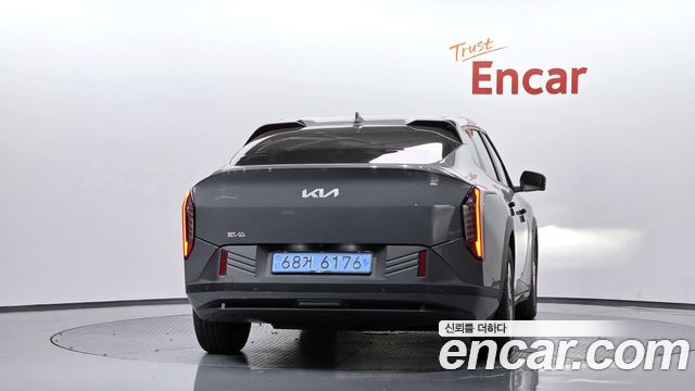 Kia EV4 2026 — photo 4