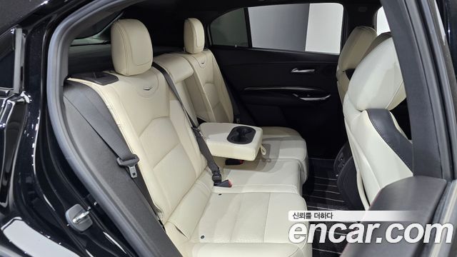 Cadillac XT4 2023 — photo 17