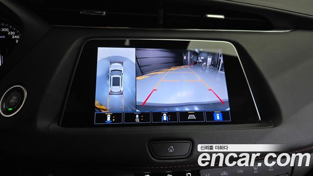 Cadillac XT4 2023 — photo 20