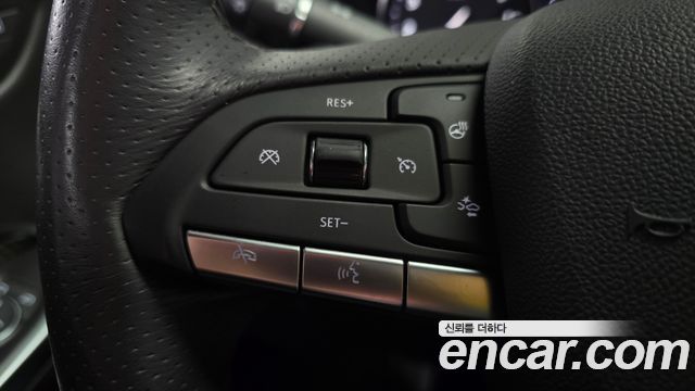 Cadillac XT4 2023 — photo 22