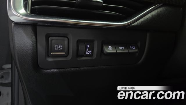 Cadillac XT4 2023 — photo 26