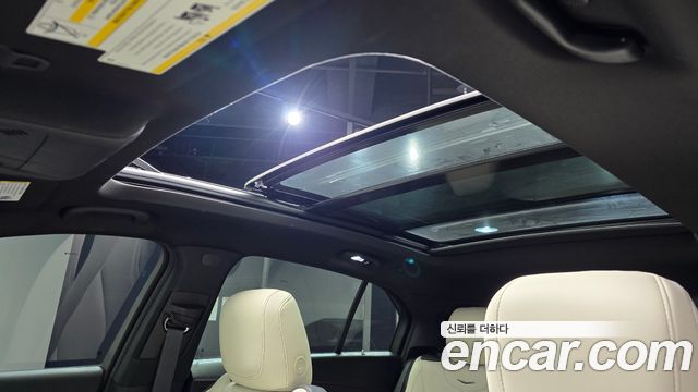 Cadillac XT4 2023 — photo 34