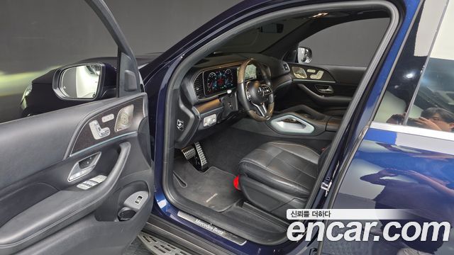 Mercedes-Benz GLS-Class 2022 — photo 10