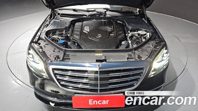 Mercedes-Benz S-Class 2018 — photo 6