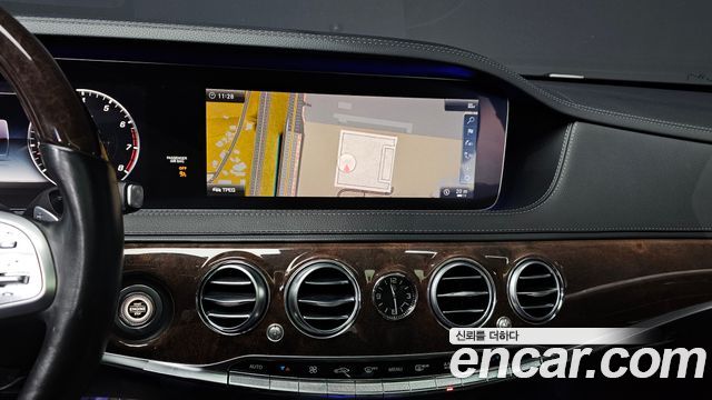 Mercedes-Benz S-Class 2018 — photo 15