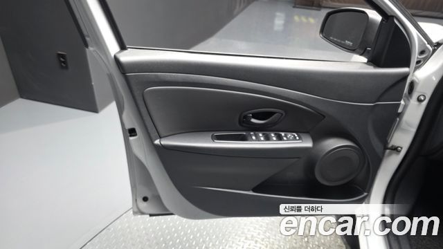 Renault Korea SM3 2019 — photo 14
