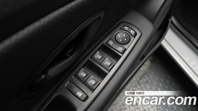 Renault Korea SM3 2019 — photo 29