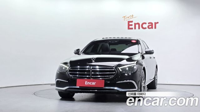 Mercedes-Benz E-Class 2021 — photo 3