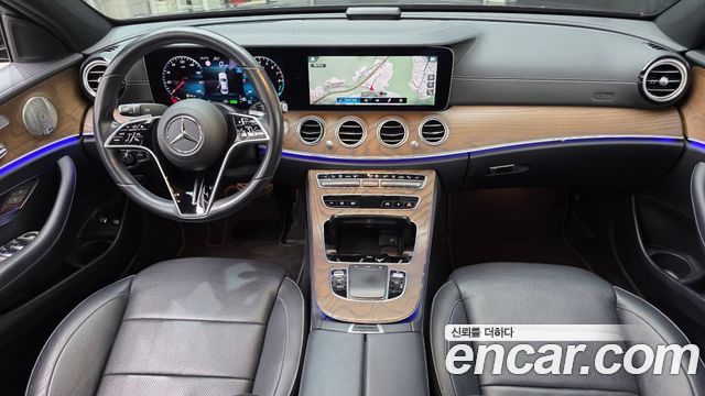 Mercedes-Benz E-Class 2021 — photo 7