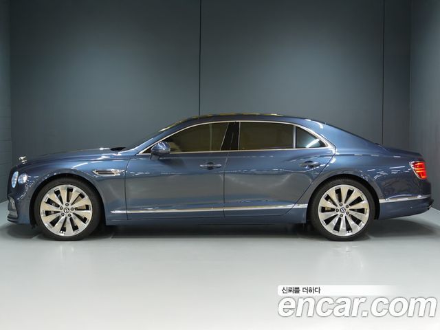 Bentley Flying Spur 2021 — photo 2