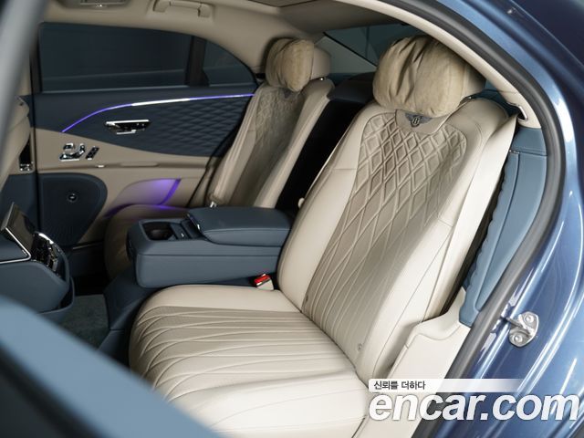 Bentley Flying Spur 2021 — photo 15