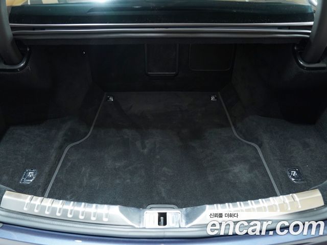 Bentley Flying Spur 2021 — photo 20