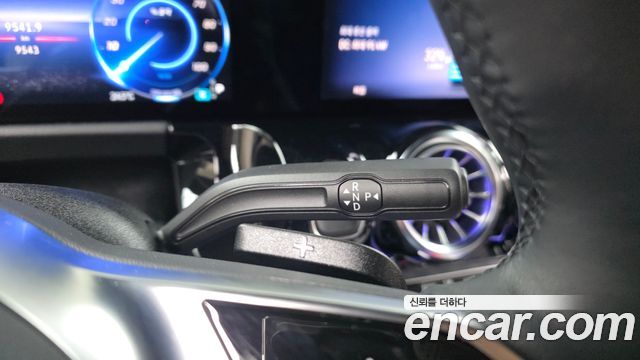 Mercedes-Benz EQA 2026 — photo 12