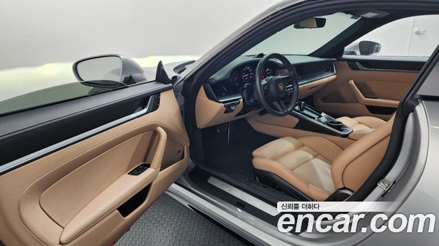 Porsche 911 2024 — photo 13