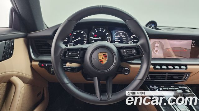 Porsche 911 2024 — photo 19