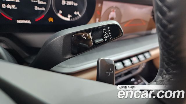 Porsche 911 2024 — photo 25