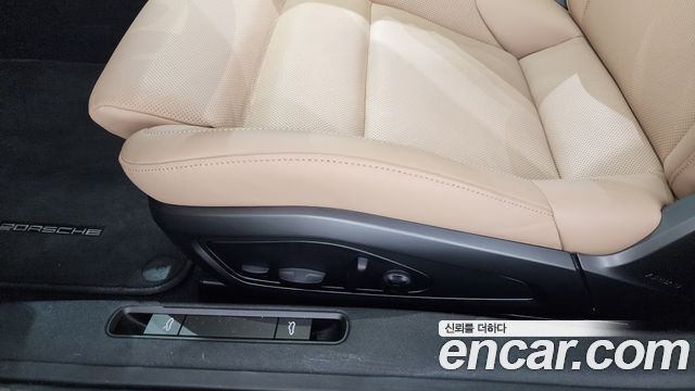 Porsche 911 2024 — photo 31