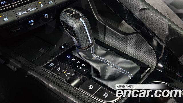 Hyundai AVANTE 2024 — photo 12