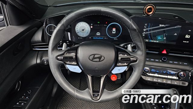 Hyundai AVANTE 2024 — photo 18