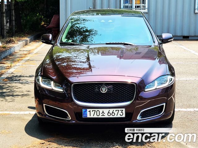 Jaguar XJ 2019 — photo 3