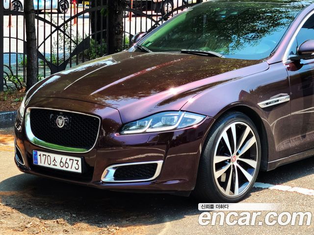 Jaguar XJ 2019 — photo 6