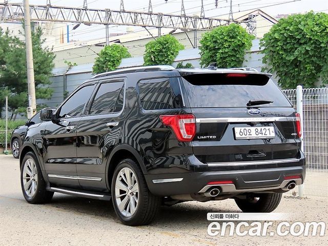 Ford Explorer 2019 — photo 3
