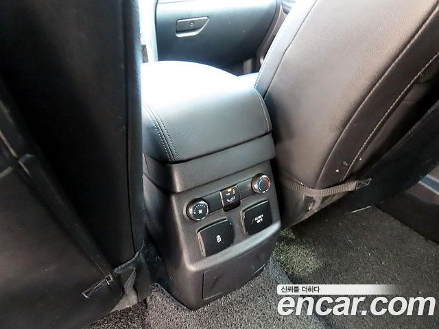 Ford Explorer 2019 — photo 16