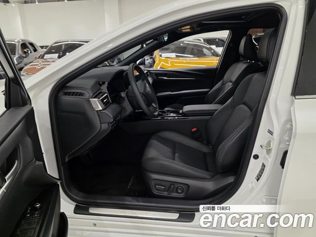 Toyota Camry 2025 — photo 10