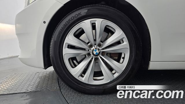 BMW Gran Turismo 2011 — photo 5