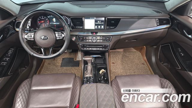 Kia K7 2016 — photo 10